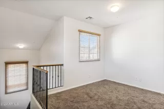 Photo #4: 6756537 Listing