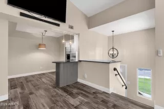 Photo #4: 6756541 Listing