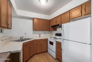 Photo #6: 6756659 Listing 