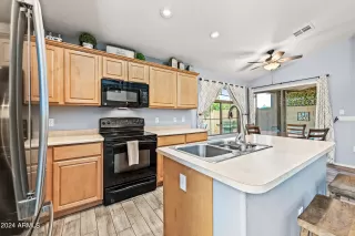 Photo #6: 6756776 Listing 