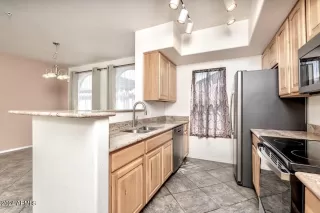 Photo #2: 6757232 Listing