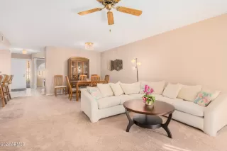 Photo #4: 6757301 Listing