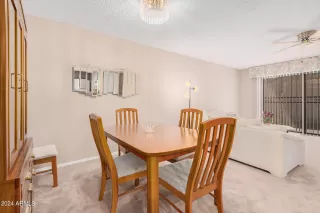 Photo #6: 6757301 Listing