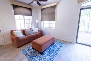 Photo #2: 6757305 Listing 