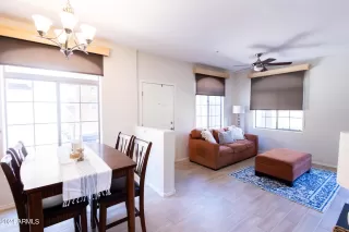 Photo #3: 6757305 Listing 