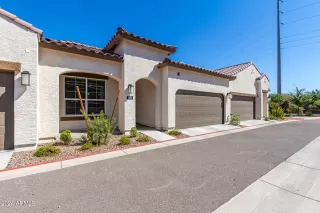 Photo #2: 6757455 Listing