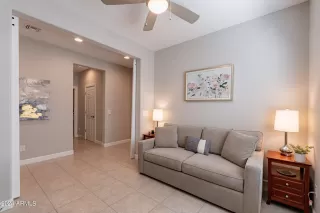 Photo #6: 6757654 Listing