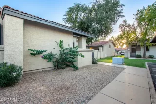 Photo #1: 6757964 Listing 