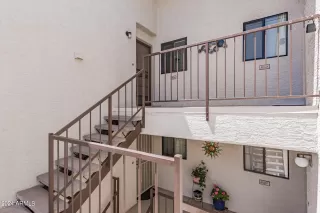 Photo #1: 6758027 Listing