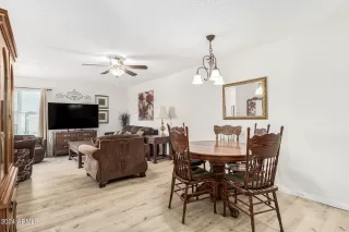 Photo #4: 6758027 Listing