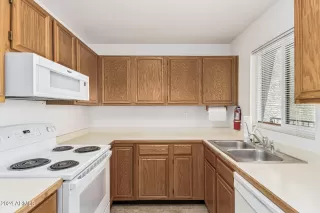 Photo #6: 6758027 Listing