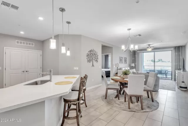 MLS: 6758299 Condo For Sale