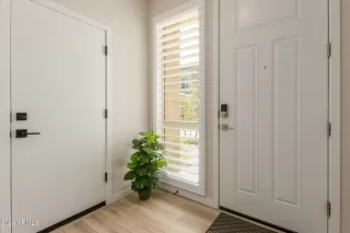 Photo #3: 6758493 Listing