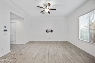 Photo #3: 6758678 Listing