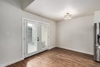 Photo #5: 6758729 Listing