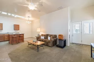 Photo #4: 6758767 Listing 