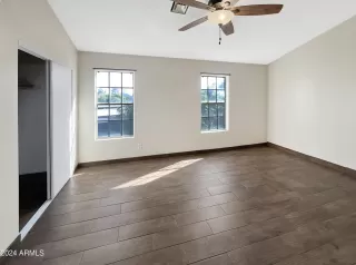 Photo #2: 6758859 Listing 