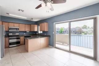 Photo #2: 6758930 Listing