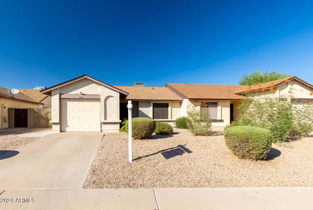 MLS: 6759161 Condo For Sale