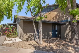 Photo #3: 6759328 Listing