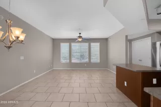 Photo #3: 6759481 Listing