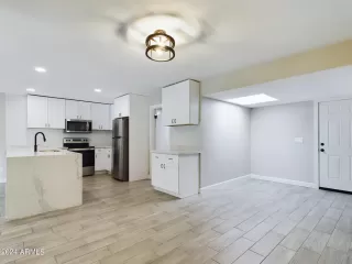 Photo #1: 6760102 Listing