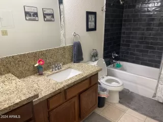 Photo #4: 6760251 Listing 