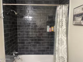 Photo #5: 6760251 Listing 