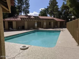 Photo #6: 6760251 Listing 