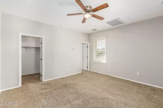 Photo #5: 6760635 Listing