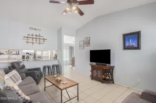 Photo #2: 6760647 Listing