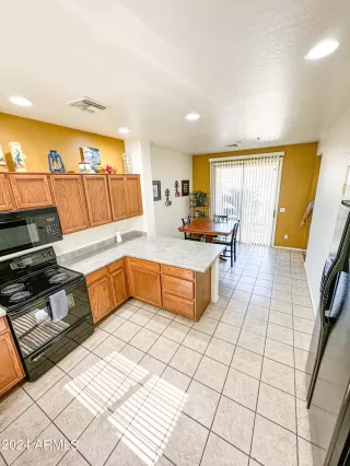 Photo #1: 6760875 Listing 