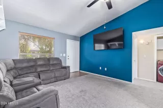 Photo #2: 6761141 Listing 