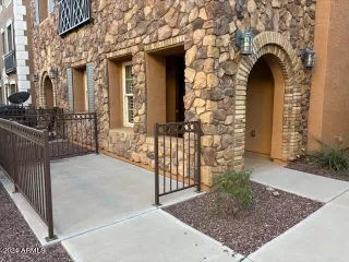 Photo #1: 6761222 Listing 