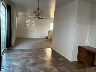 Photo #5: 6761222 Listing 