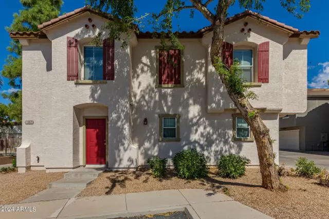 MLS: 6761408 Condo For Sale