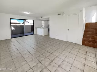 Photo #4: 6761775 Listing 