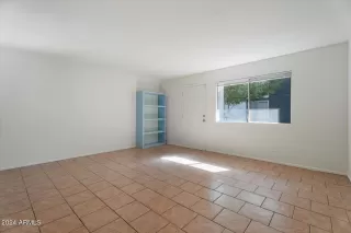 Photo #3: 6761809 Listing 