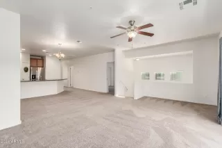 Photo #5: 6762373 Listing