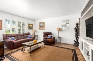 Photo #4: 6762516 Listing 