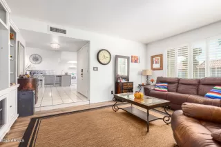 Photo #5: 6762516 Listing 