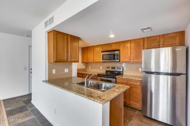 MLS: 6762539 Condo For Sale