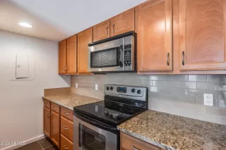 Photo #4: 6762539 Listing 