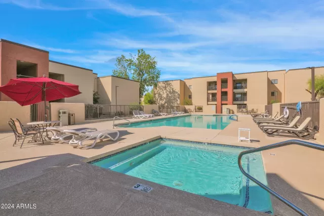 MLS: 6762565 Condo For Sale
