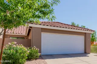 Photo #3: 6762584 Listing