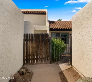 Photo #1: 6762716 Listing