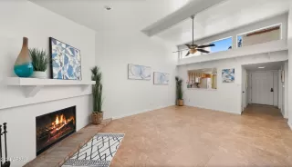 Photo #4: 6762716 Listing