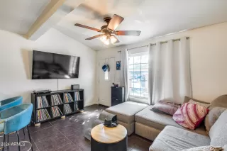 Photo #1: 6762813 Listing 