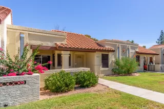 Photo #4: 6762818 Listing