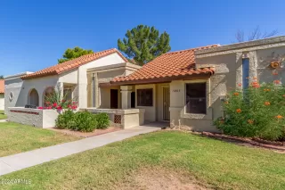 Photo #6: 6762818 Listing